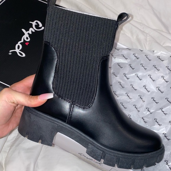 Renley Qupid  Black PU Sock Boots - Picture 4 of 8